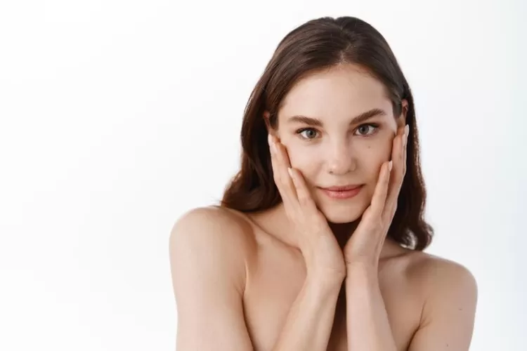 Kajian Toner "RoseVital Balance" oleh BlumeSkin: Menjaga Keseimbangan Kulit dengan Murni dan Alami