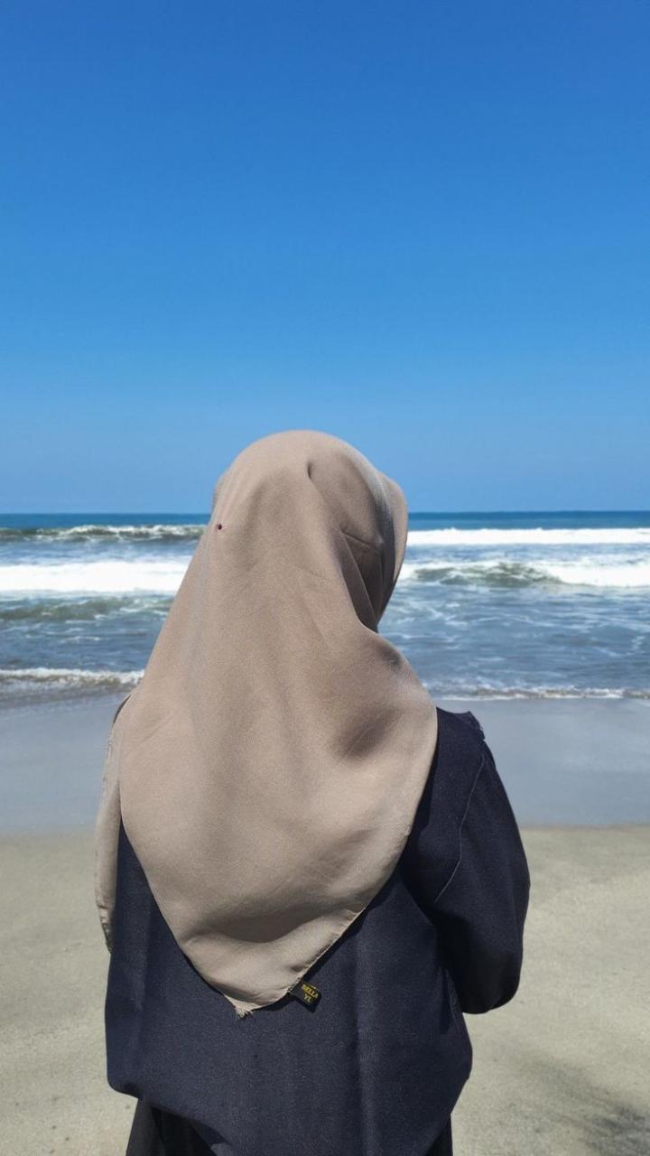 Hijab dari Hembusan Nafas Malam Kiamat