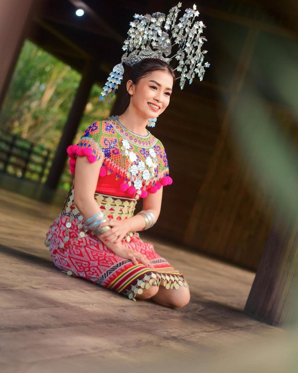 Pati Minyak Rambut Pencerita Dayak Iban