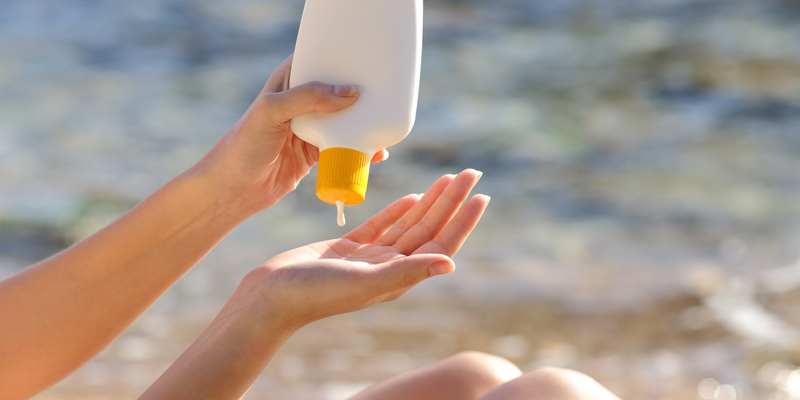 Kenapa Sunscreen Wajib Walaupun Dalam Rumah?